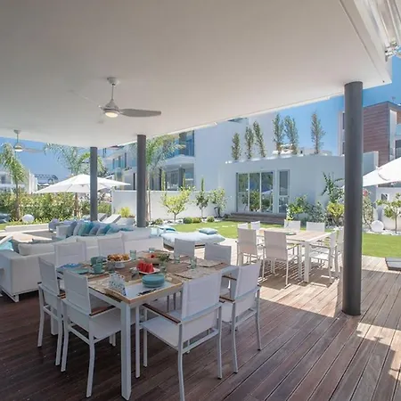 The Ultimate 5 Star In With Private Pool And Close To The 1583 ヴィラ プロタラス
