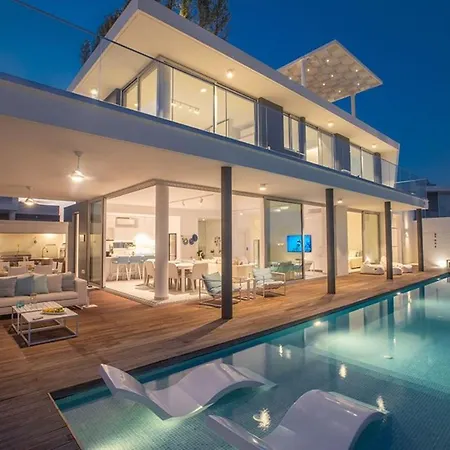 别墅 The Ultimate 5 Star In With Private Pool And Close To The 1583 普罗塔拉斯