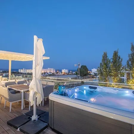 The Ultimate 5 Star In With Private Pool And Close To The 1583 ヴィラ プロタラス